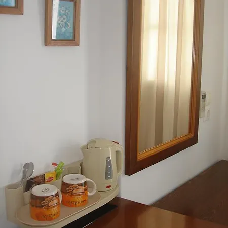 Philippi Hotel 2*